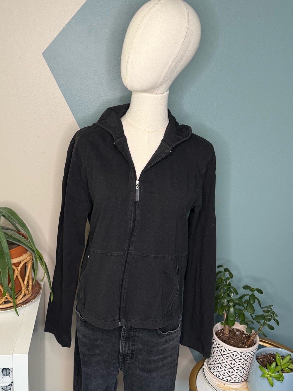 Danskin Black Zip Hooded Athleisure Yoga Jacket Medium - Picture 2 of 12
